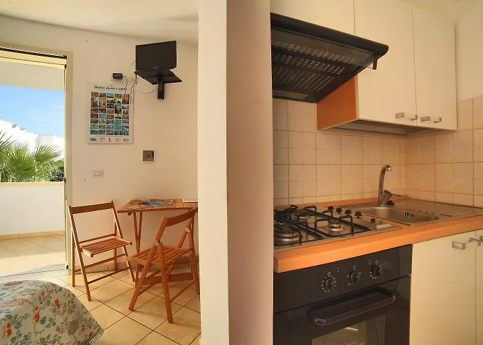 Ugento Afr0dite * טורה מוצה