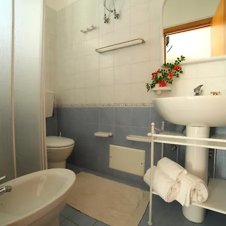 Ugento Afr0dite * 토레 모차